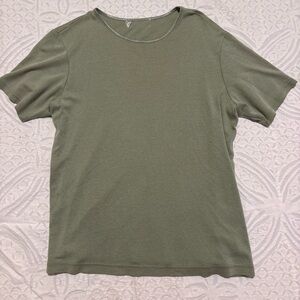Green oversized t-shirt